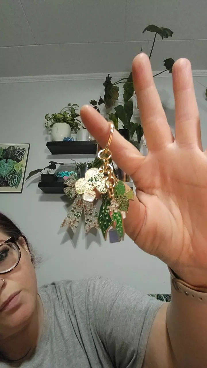 plant/MULTI PLANT KEYCHAIN-0