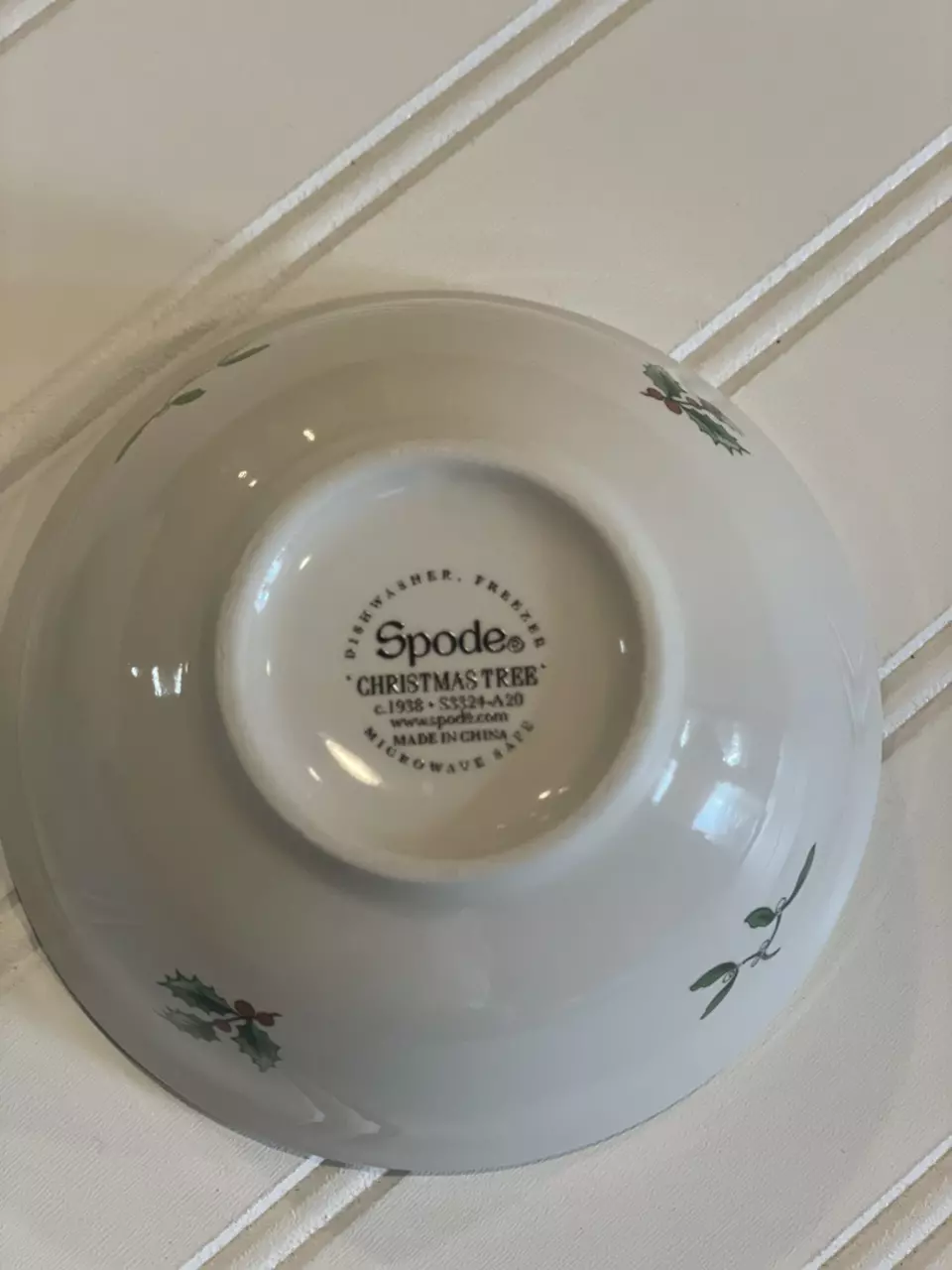 plant/Set of 2 small “Naughty and Nice” Spode Bowls-3