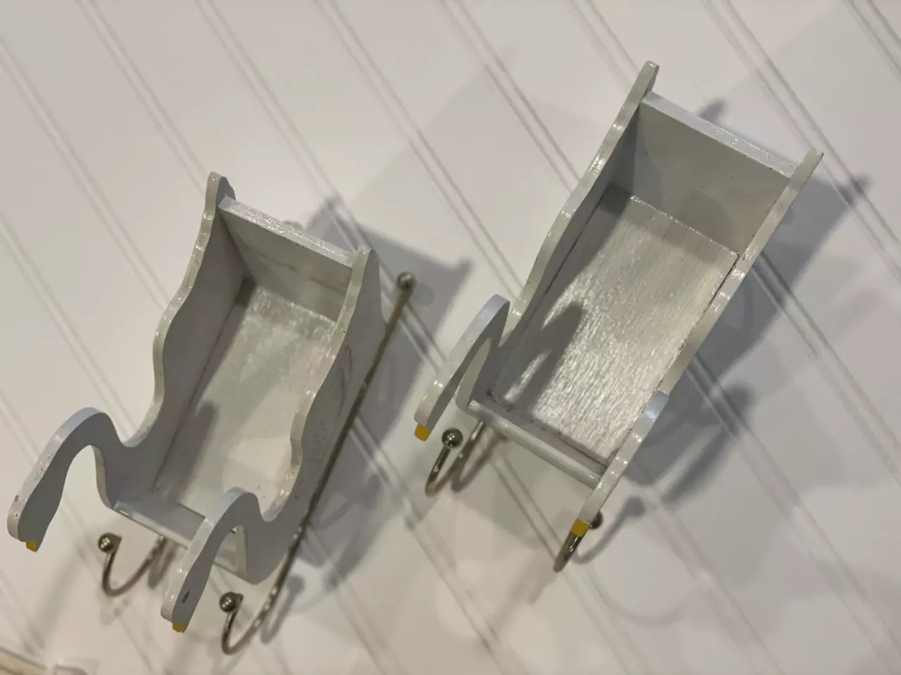 plant/Wodden Swan Sleighs-2