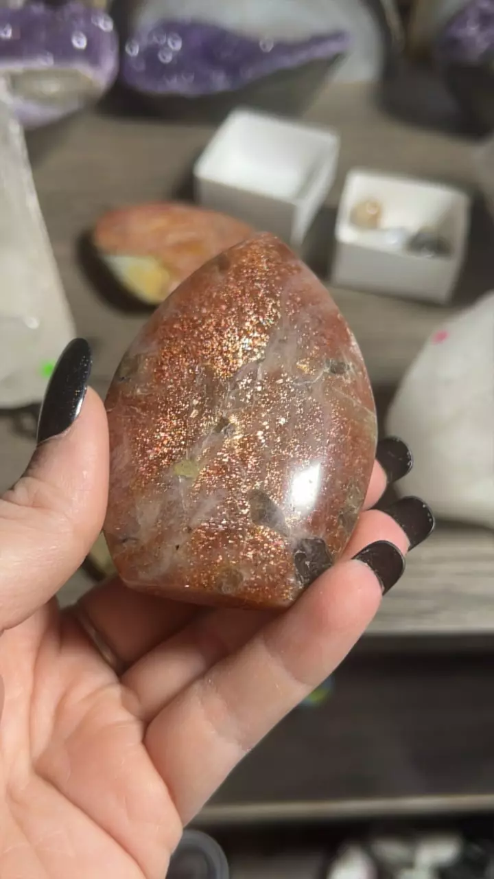 plant/Arusha Sunstone Self-standing Tear-0