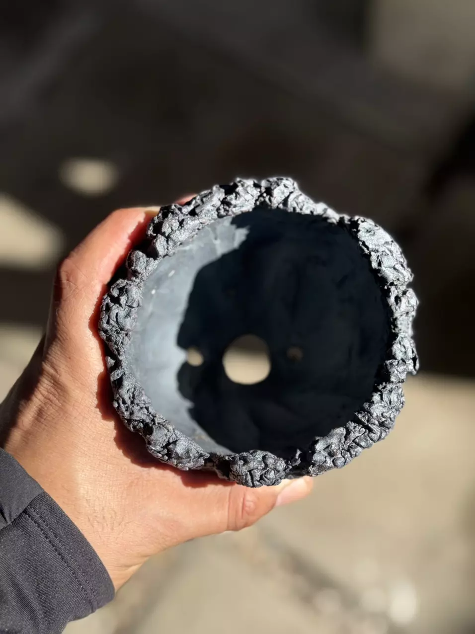 plant/Black crackle footed 4.5x4.25H-1