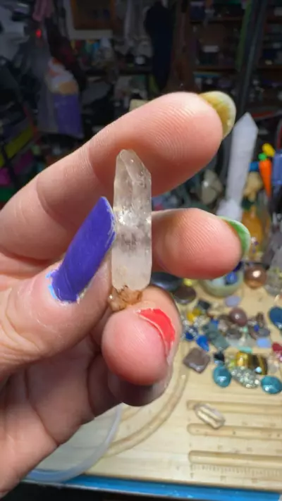 plant/Madagascar Quartz Point-0-thumbnail