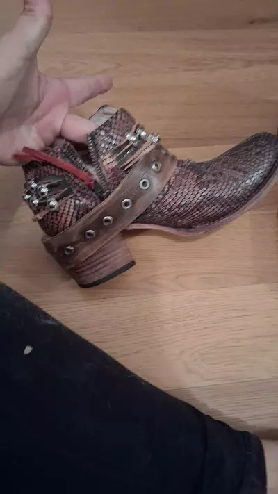 plant/Free bird Saloon-2-thumbnail