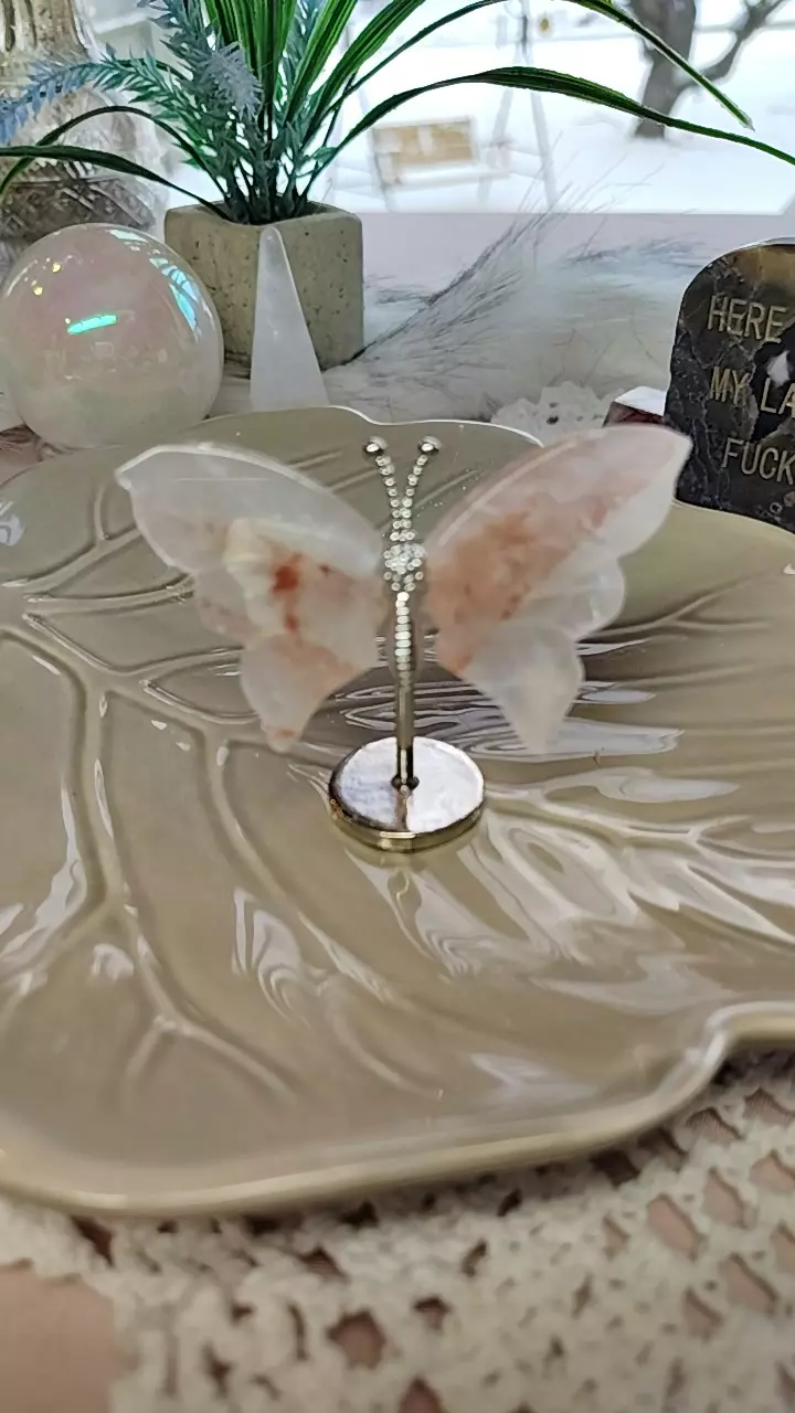 plant/fire quartz butterfly-0