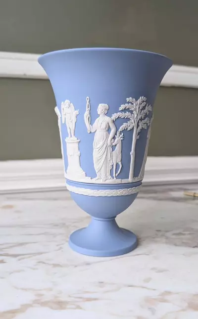 plant/Vintage Wedgwood Jasperware vase with Neoclassical scenes-0-thumbnail