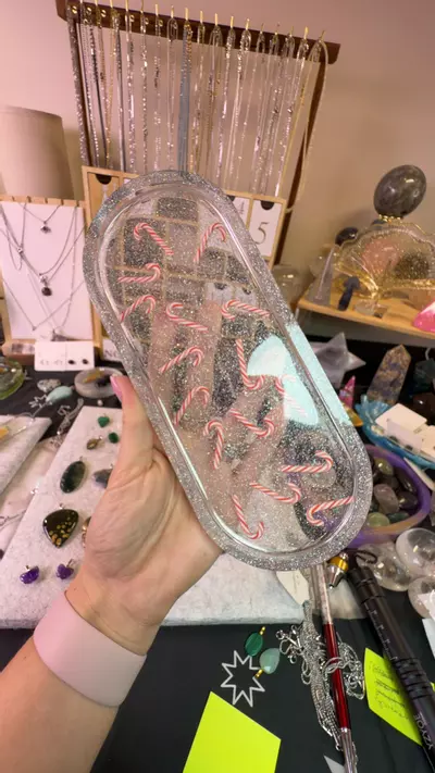 plant/candy cane tray-0-thumbnail