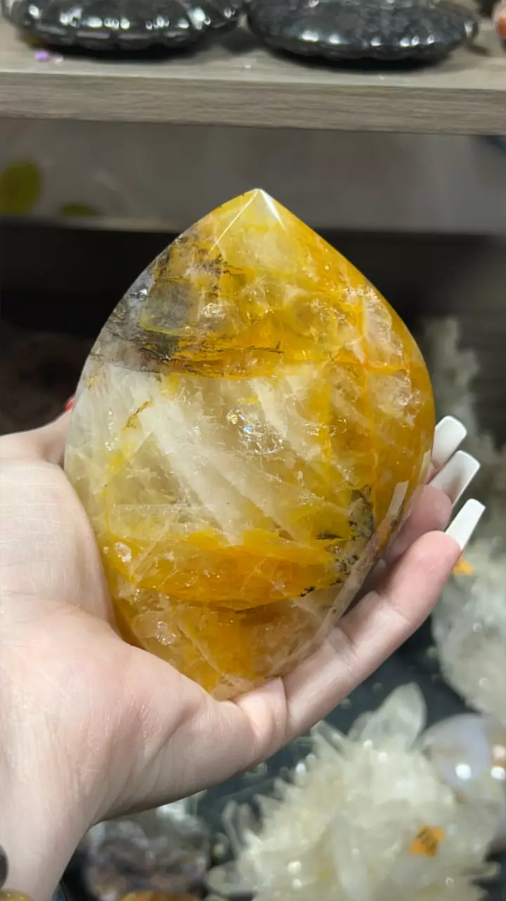 plant/Dendritic Golden Healer Quartz Flame-0