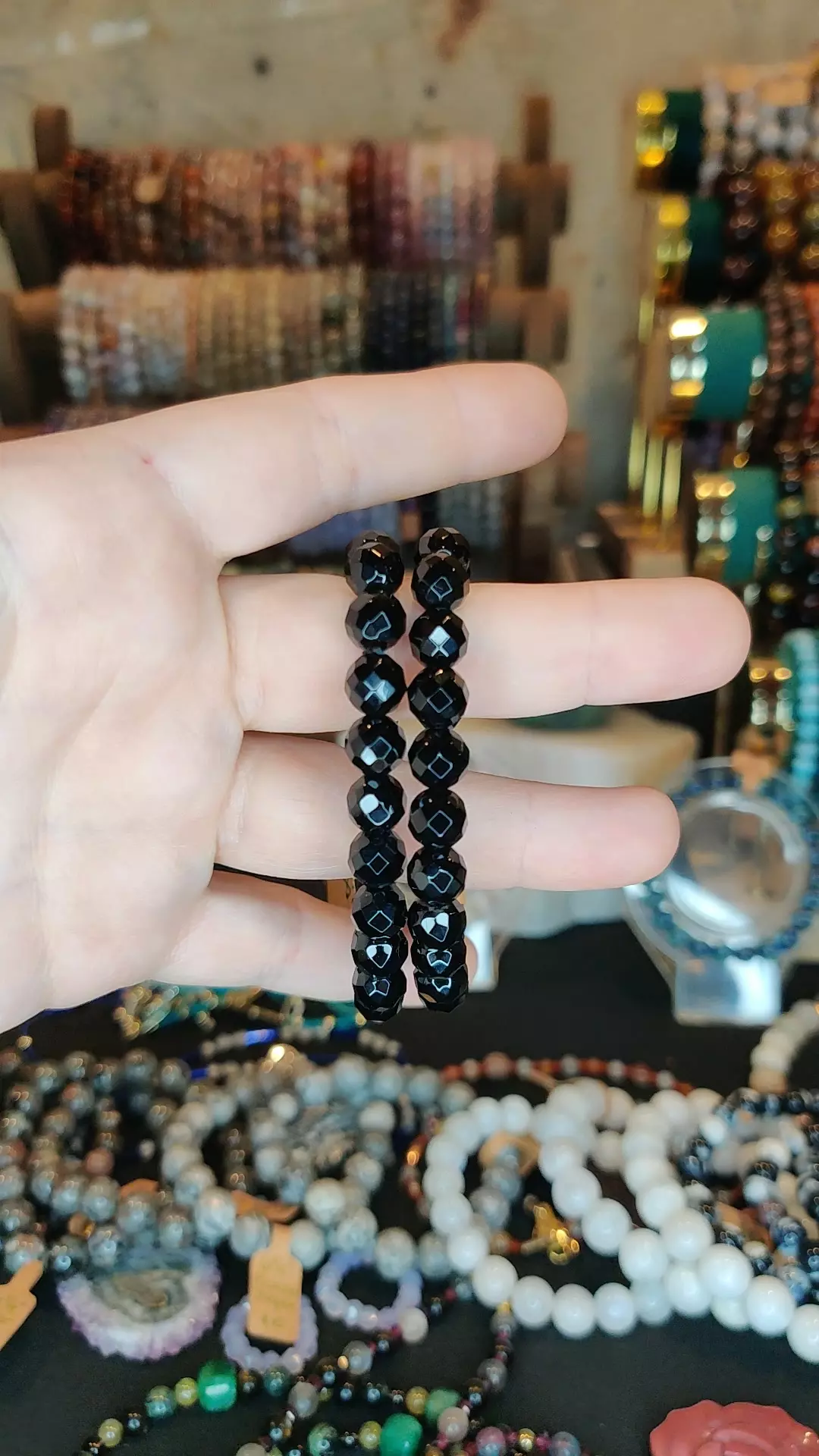 plant/Faceted Black Agate 8mm Bracelet (6")-0