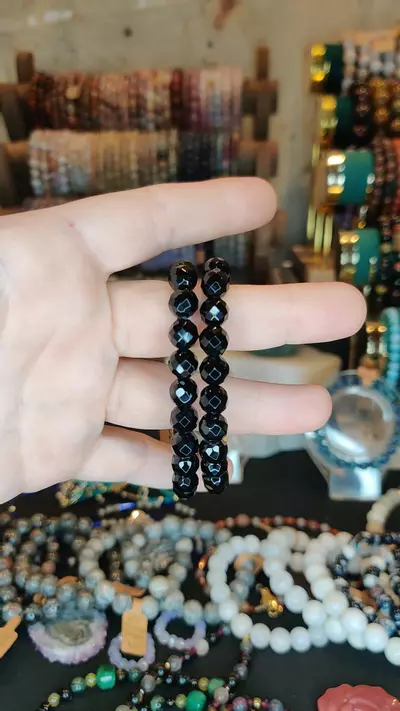plant/Faceted Black Agate 8mm Bracelet (6")-0-thumbnail