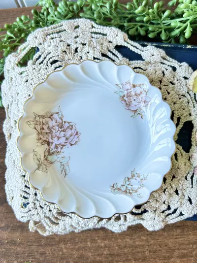plant/Limoges trinket tray- Peonies- 4 1/2-0-thumbnail