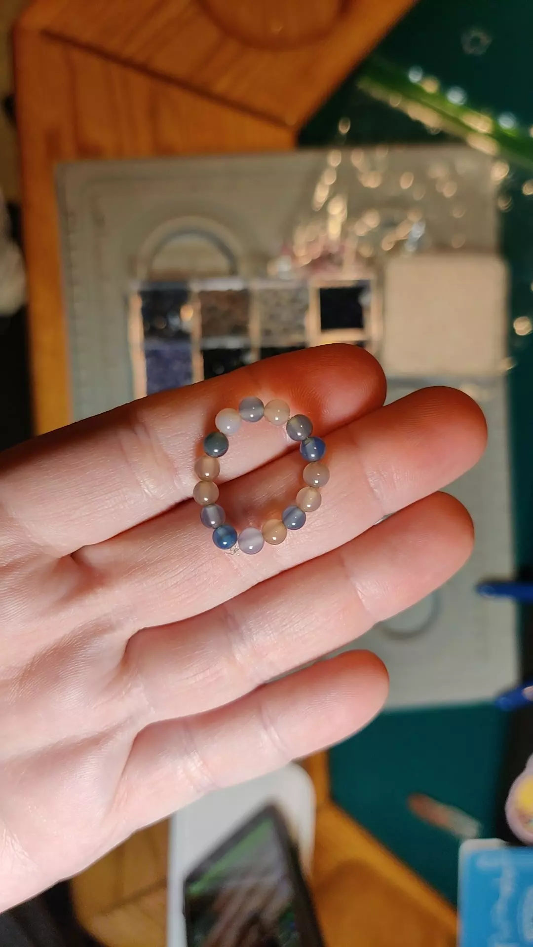 plant/Blue Agate 4mm Stretch Ring (Sz 8-ish)-0