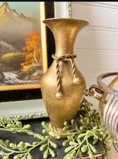 plant/Brass vase with twisted rope detail-0-thumbnail