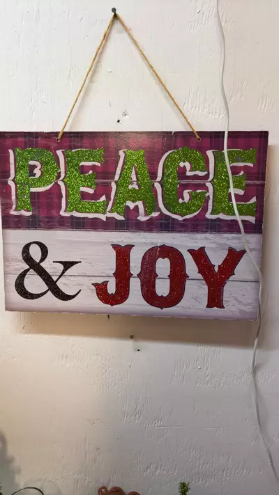 plant/3/$10 start bid. Choice of 3 items.-0-thumbnail