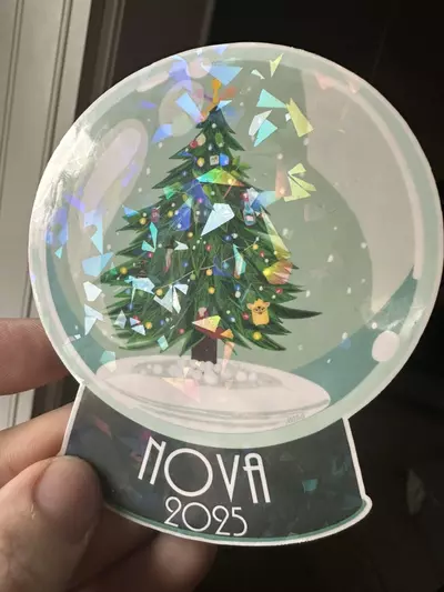 plant/Nova Christmas Snow Globe-0-thumbnail