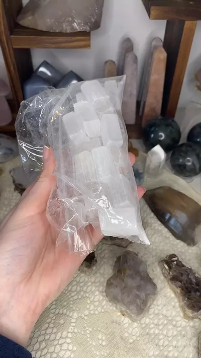 plant/Mini Selenite Chunks (1)-0-thumbnail