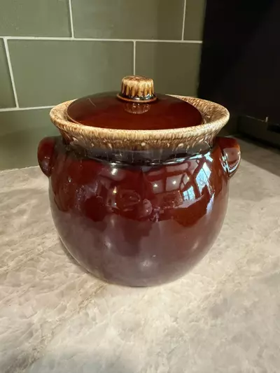plant/Hull Pottery Bean Pot-0-thumbnail