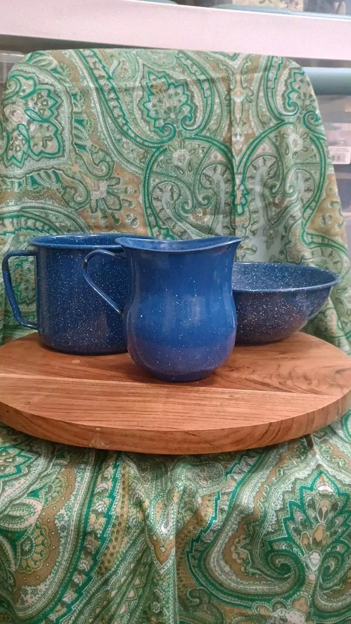 plant/enamel blue & white speckle ware (can seperate)-1