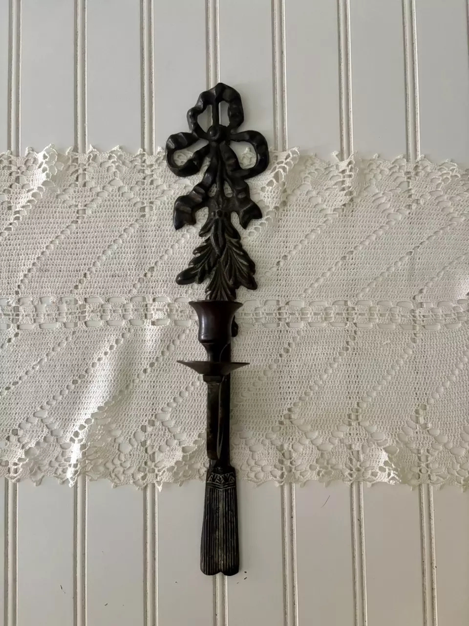 plant/Cast Iron Wall Sconce with Bow Detail-0