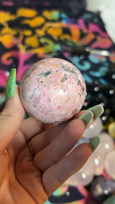 plant/Peruvian Pink Opal Sphere-0-thumbnail