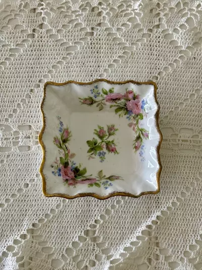 plant/Roslyn China 'Moss Rose' pattern porcelain trinket-0-thumbnail