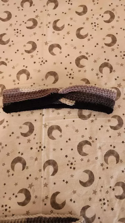 plant/black and gray headband-0-thumbnail
