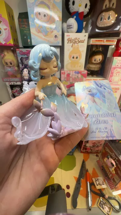 plant/sea girl-0-thumbnail