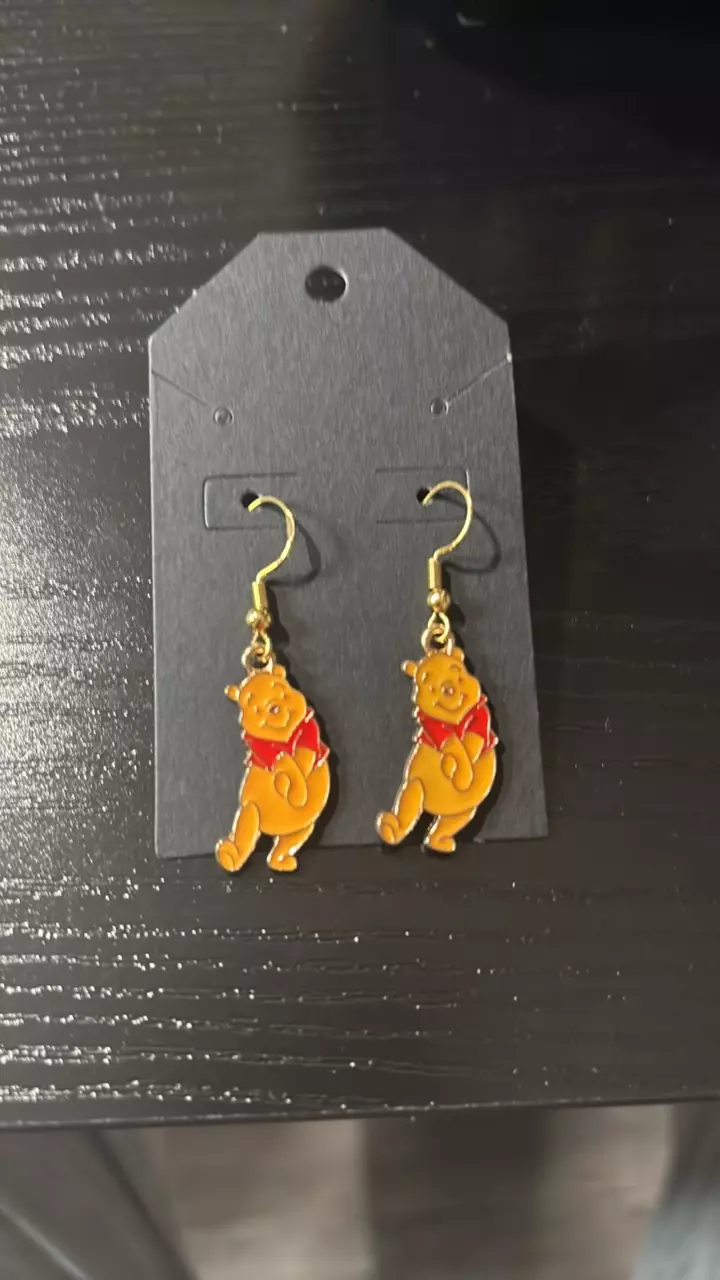 plant/Handcrafted Winnie the Pooh  Earrings-0
