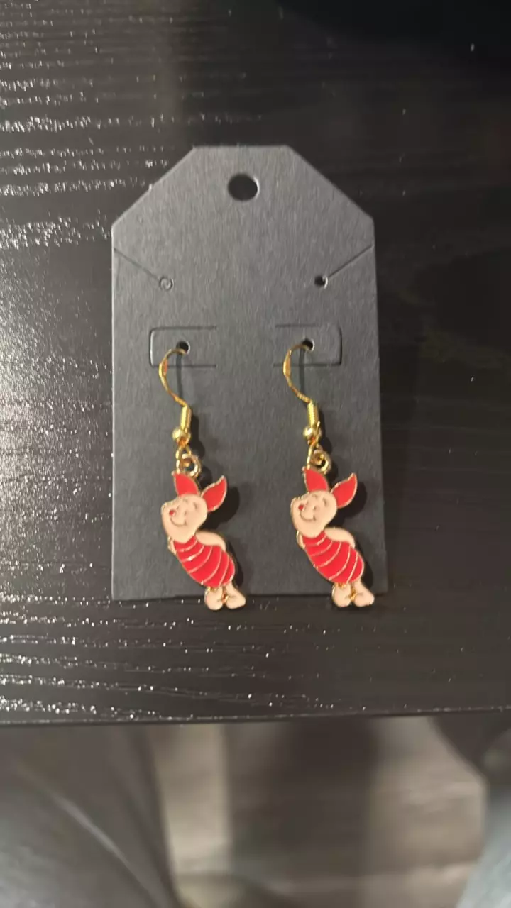 plant/Handcrafted Winnie the Pooh  Earrings-0
