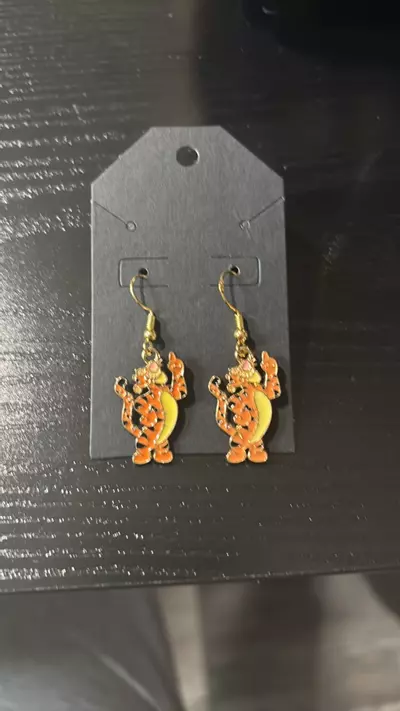 plant/Handcrafted Winnie the Pooh  Earrings-0-thumbnail