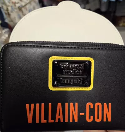 plant/HT Loungefly Minions Villian-Con BP-1-thumbnail