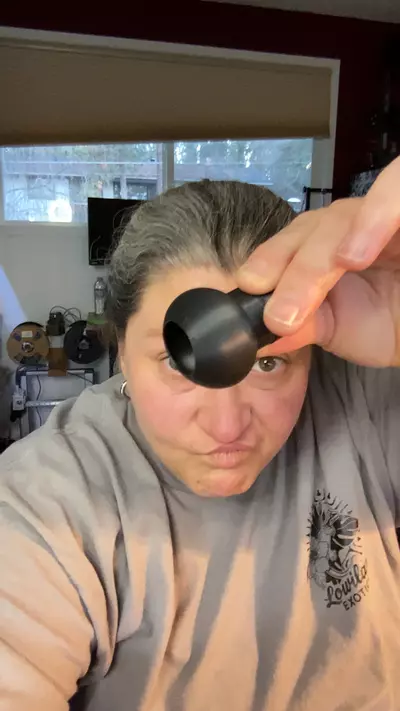 plant/black jumper micro species magnet hide-0-thumbnail