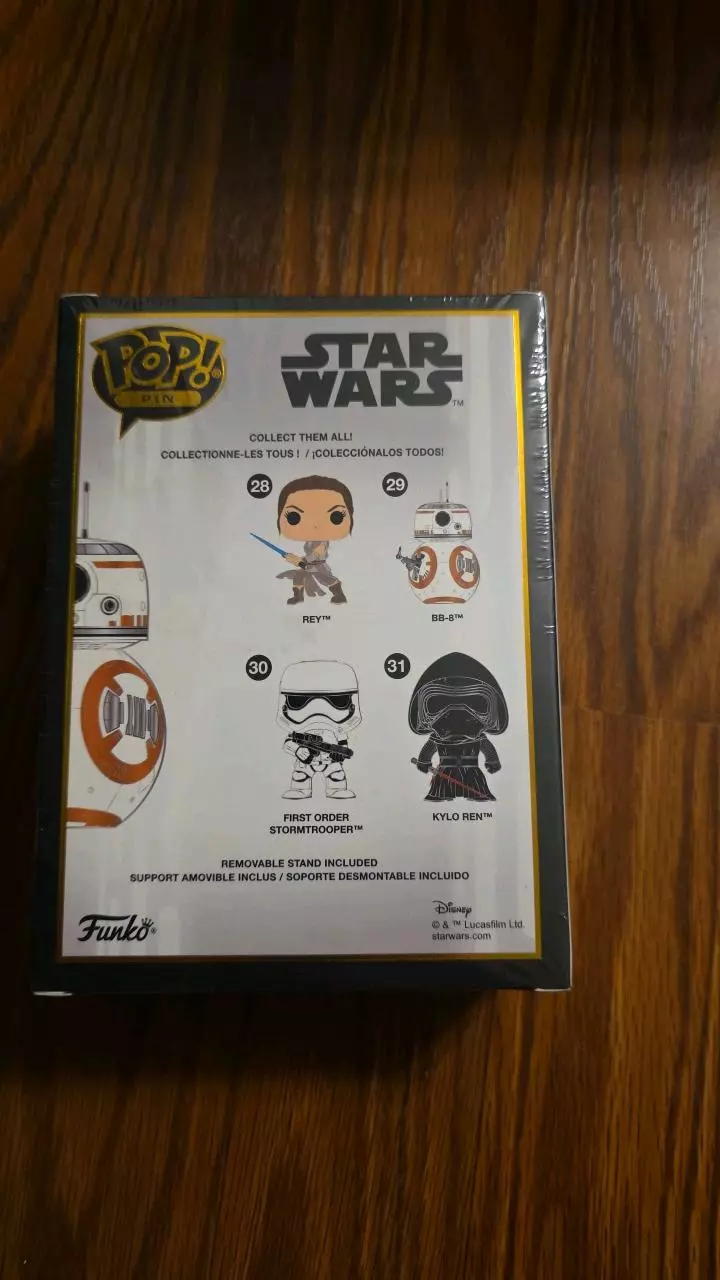 plant/Star Wars Glow in the Dark Pop Pin BB-8-1