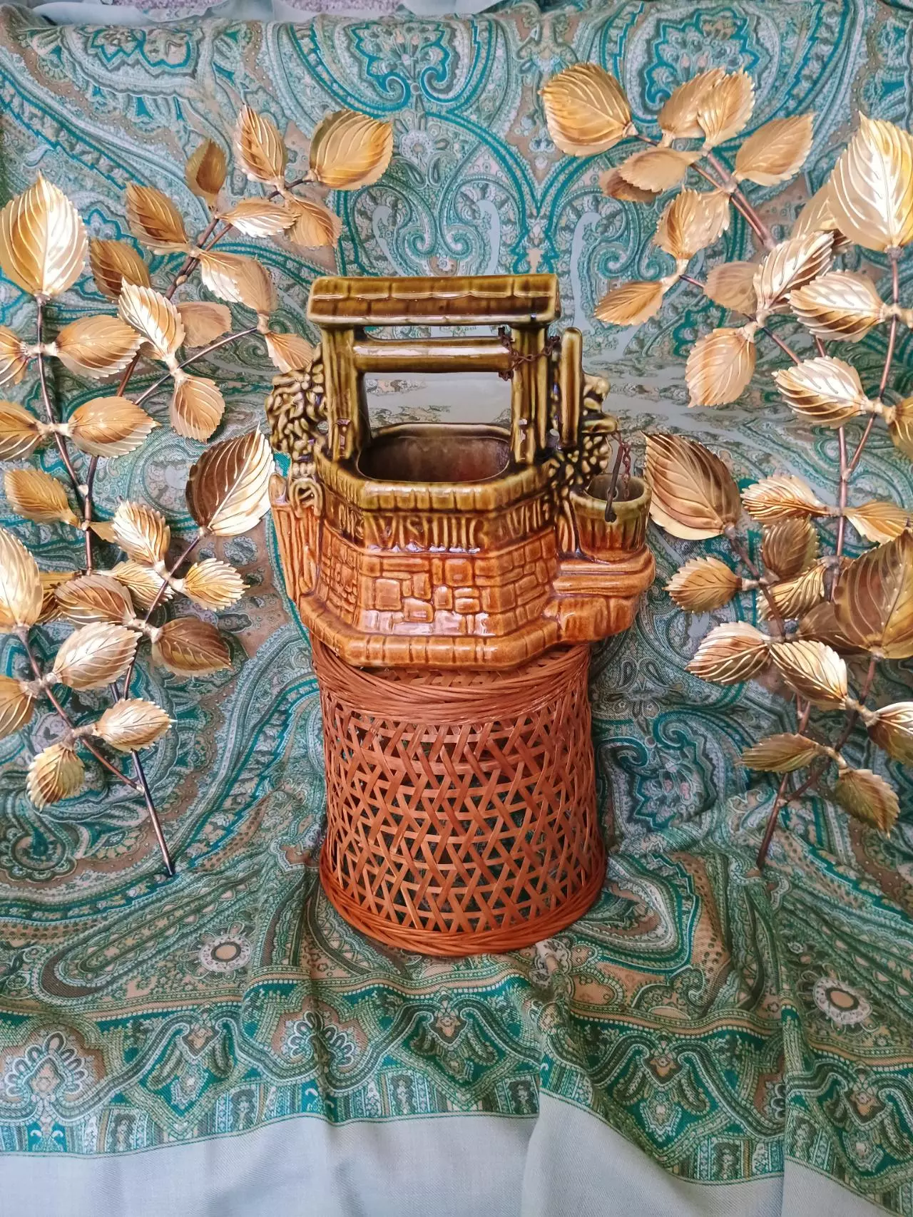 plant/McCoy Wishing Well Planter-0