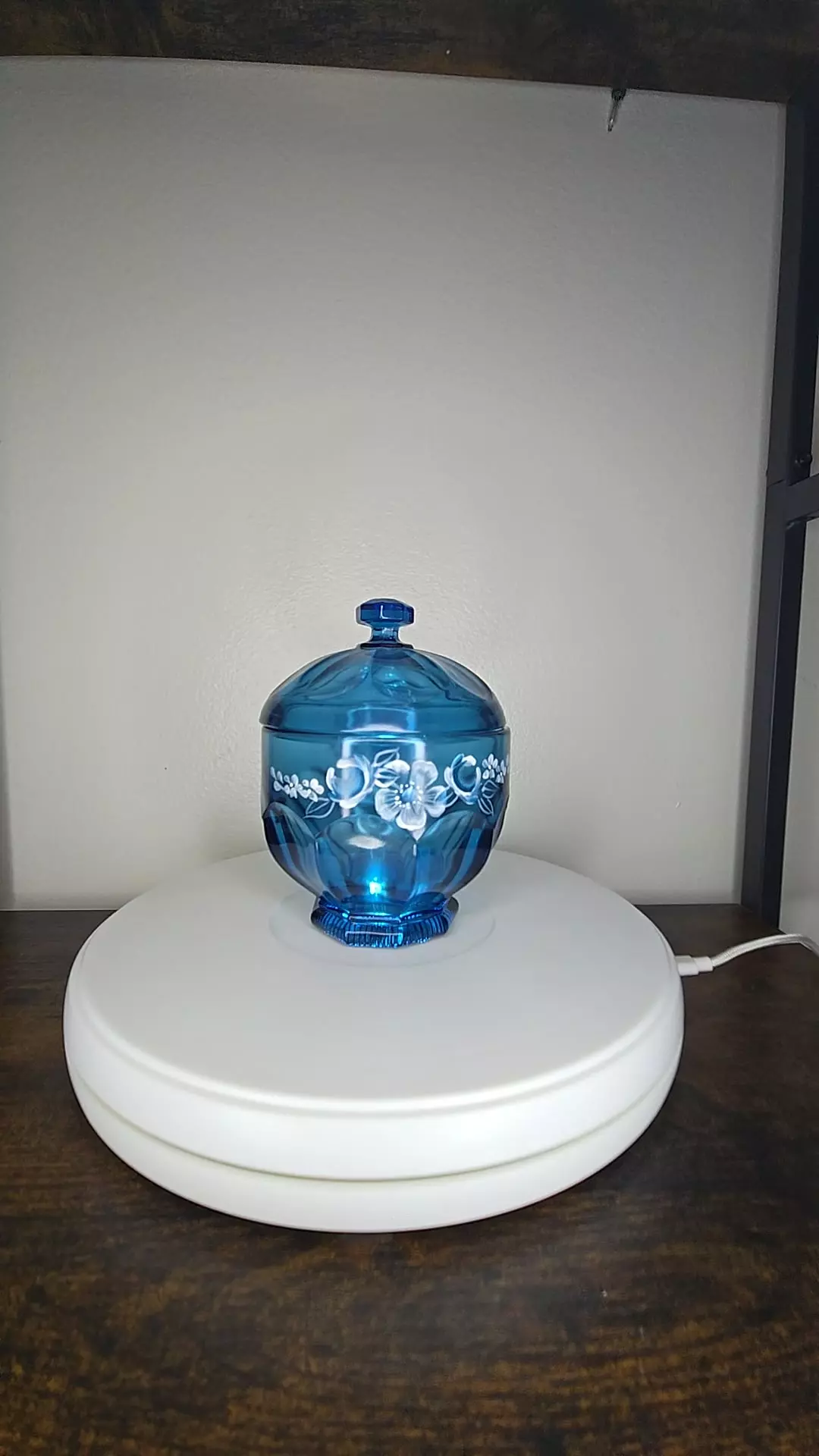 plant/Fenton Glass Covered Candy Dish-0