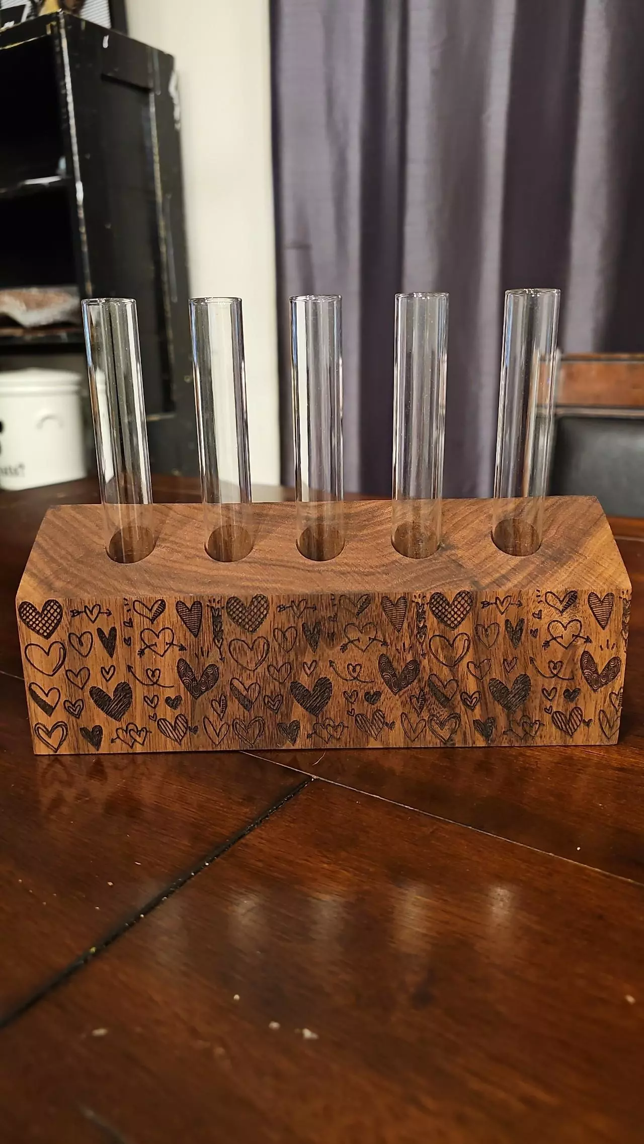 plant/Black walnut hearts propagation station with 5 test tubes-0