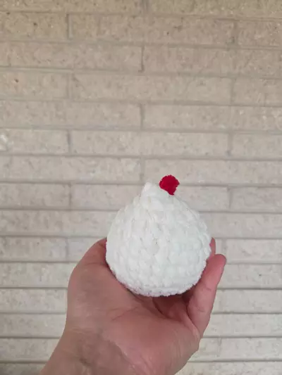 plant/Made to Order - Little White Chicken-2-thumbnail