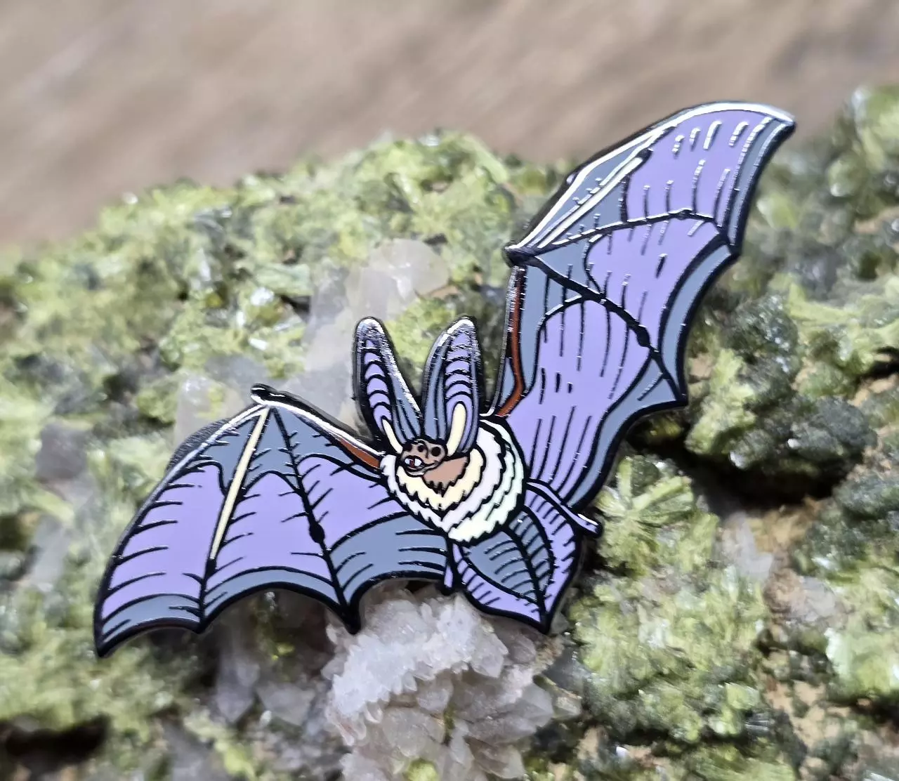 plant/Townsend Bat Enamel Pin-0