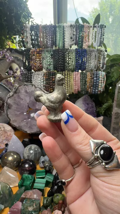 plant/Chicken- pyrite-0-thumbnail