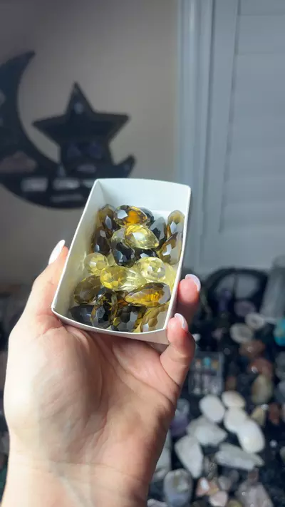 plant/Citrine favored teardrop-0-thumbnail