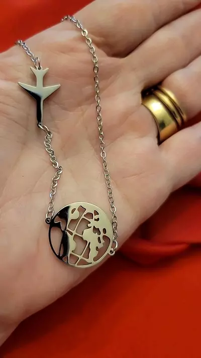 plant/Stainless steel travel necklace in silver color-1-thumbnail