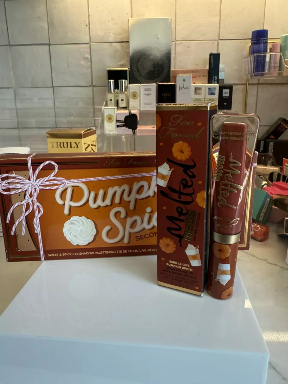 plant/$78 MSRP Too Faced Pumpkin Spice Palette & PSL Vinyl Lippie-0