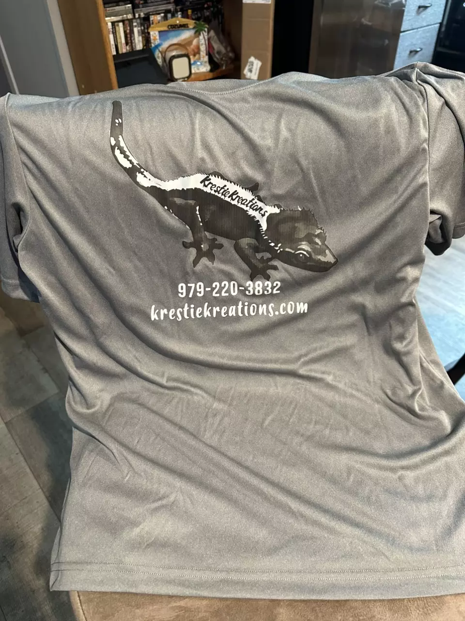 plant/2XL Gray Krestie Shirt-0