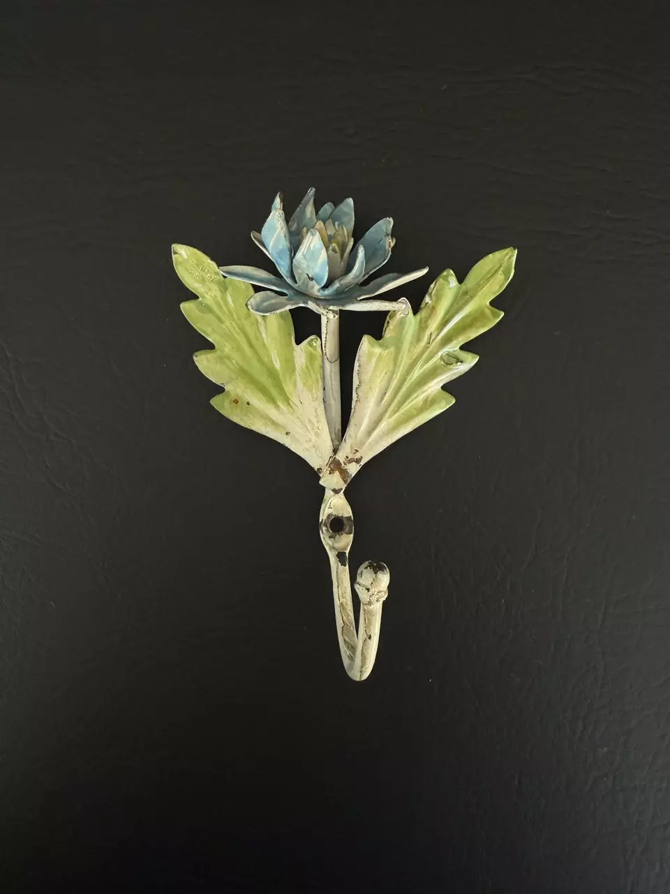 plant/Italian Toleware Metal Hook-2