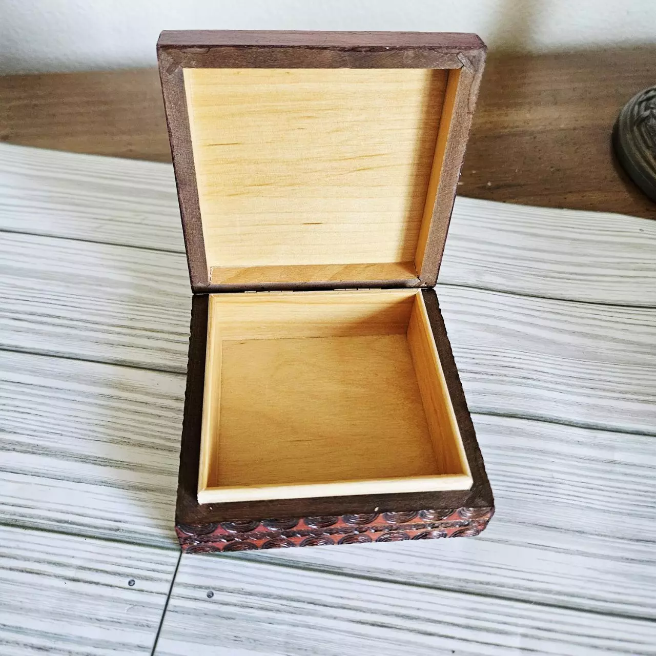 plant/Wood Trinket Box-1