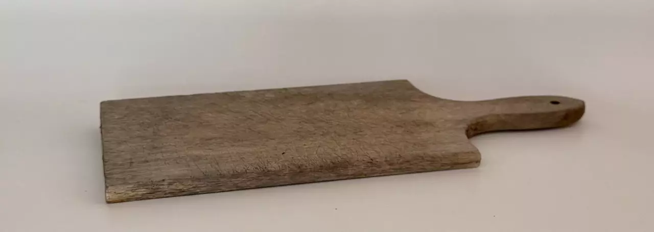 plant/Small Antique Wooden Cutting Board from Carpentras, France – 13 3/4" x 5 3/4"-2