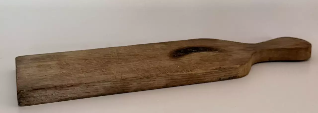 plant/Antique Wooden Cutting Board from Carpentras, France – 17 1/8" x 5 1/4" x 3/4"-3