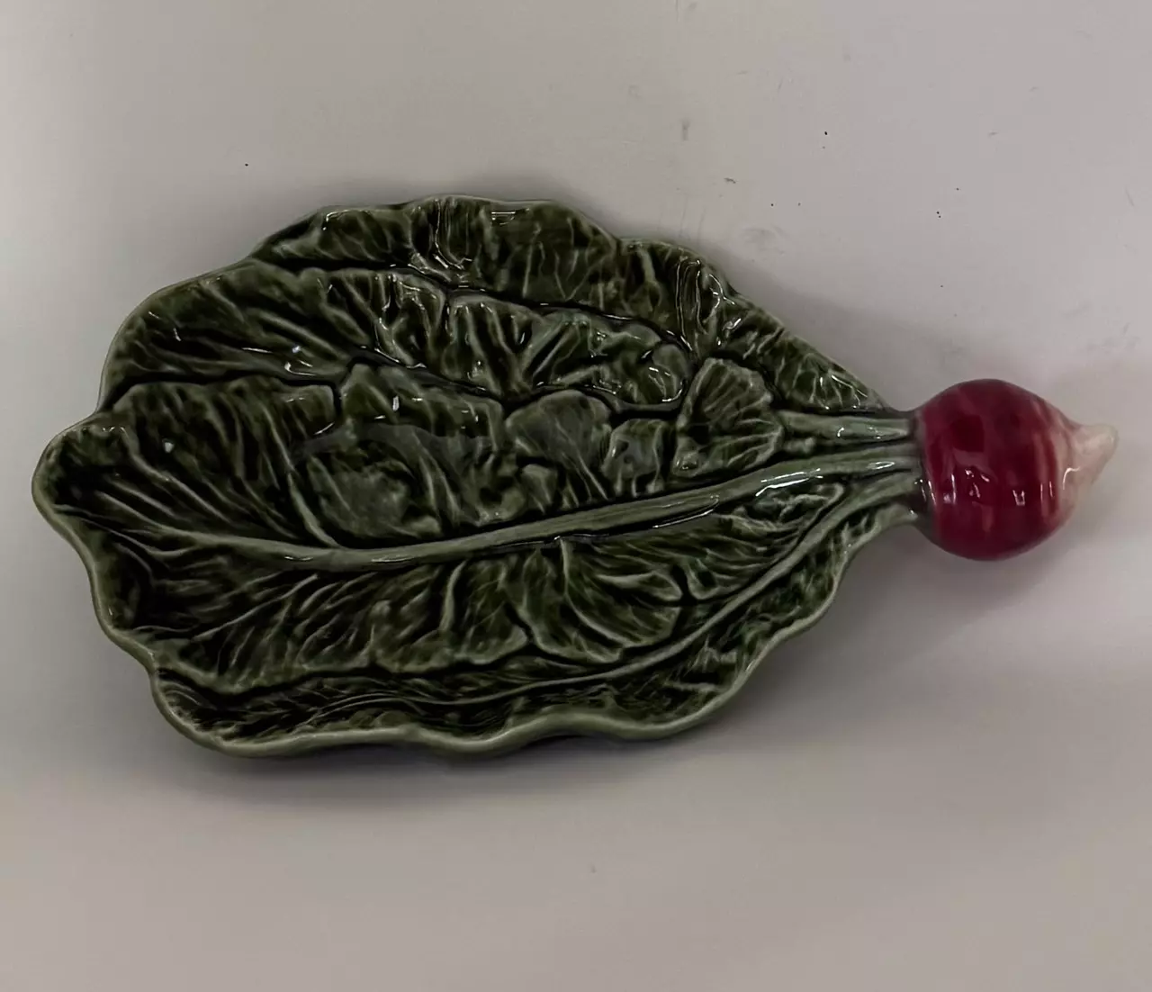 plant/Olfaire Vintage Green Leaf Dish with Radish Handle – Model 478/1-1