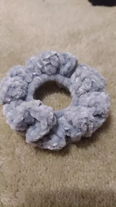 plant/Velvet scrunchy in light blue-0-thumbnail