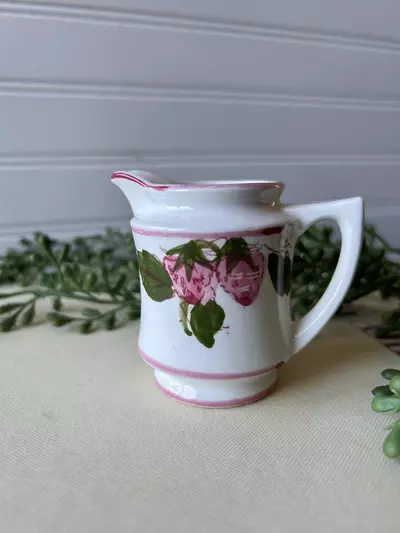 plant/vintage Primavera porcelain measuring cup with a berries-0-thumbnail