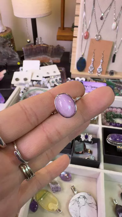 plant/stunning kunzite-0-thumbnail
